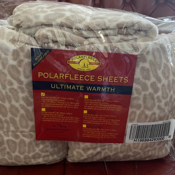 COPY - POLARFLEECE Leopard Print Sheets Set TWIN NWT! - Picture 2 of 2